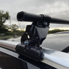 Load image into Gallery viewer, Vauxhall Signum Roof Bars
